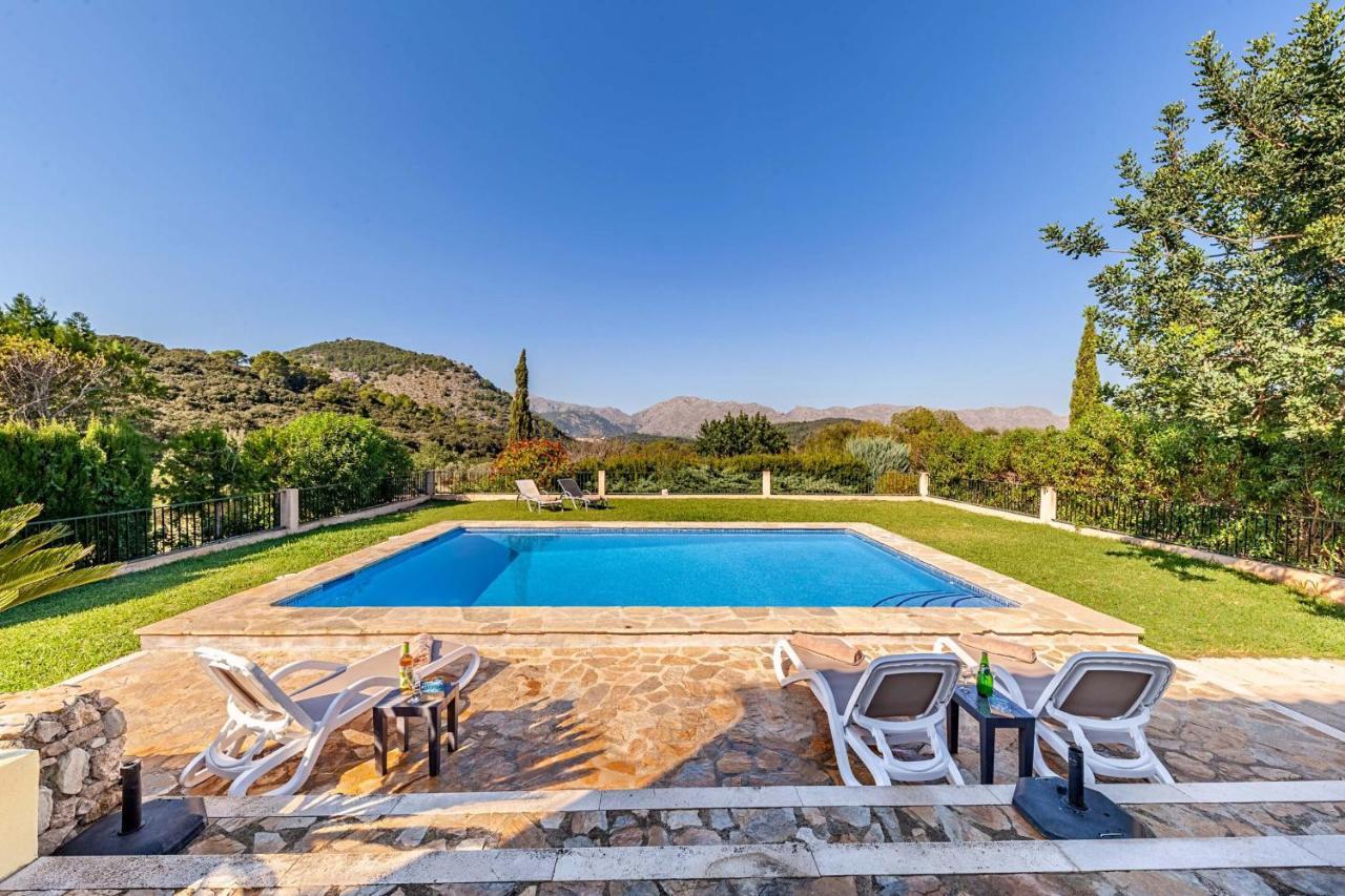 Villa Mala Garbo By Sealand Villas Pollenca Exterior photo