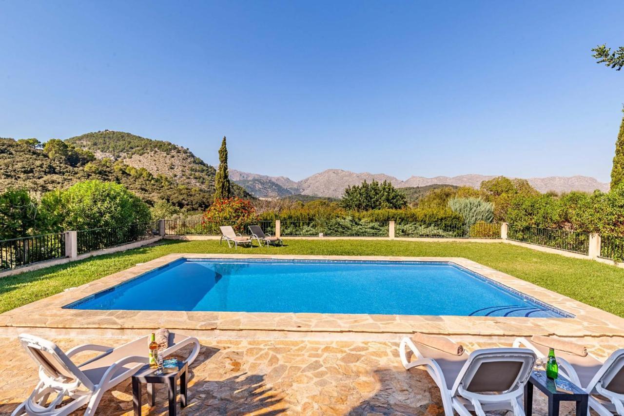 Villa Mala Garbo By Sealand Villas Pollenca Exterior photo